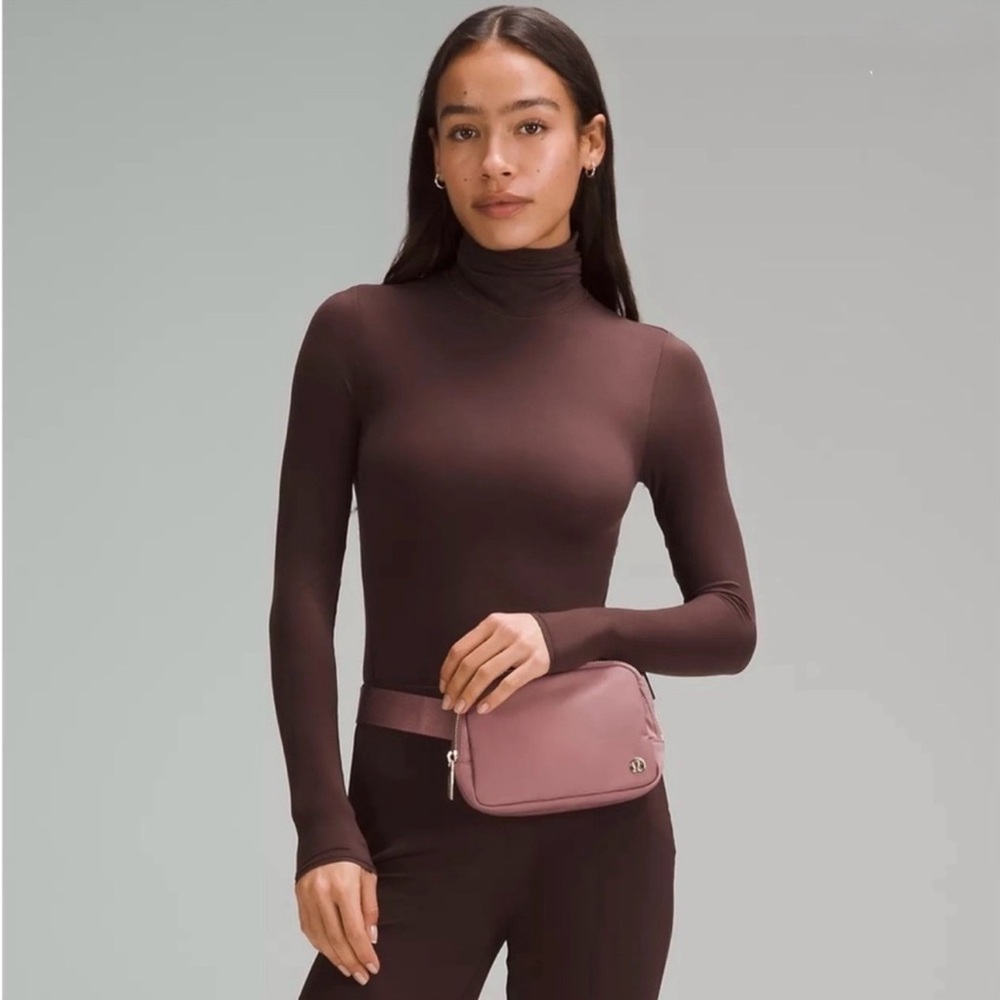 NWT Lululemon Everywhere Belt Bag 1L *Metal Hardware|Spiced Chai Gold